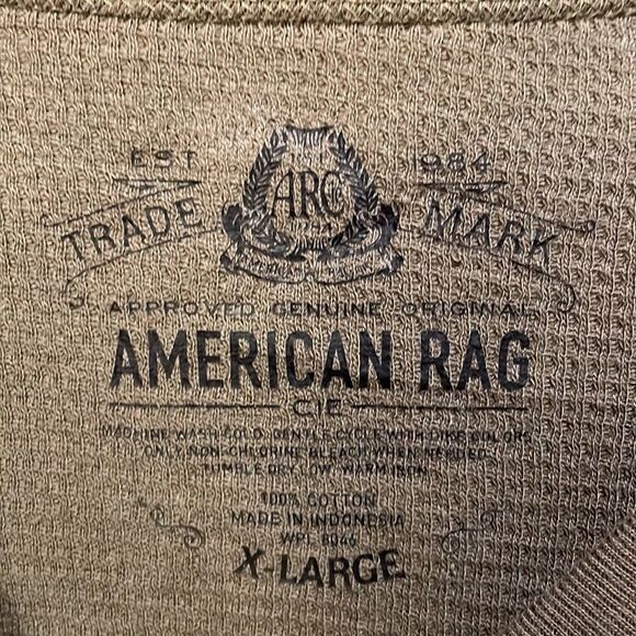 American Rag mens army green long sleeve tee shirt with black designs - Picture 5 of 8